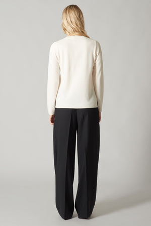 Girocollo in Maglia Rasata in Puro Cashmere Latte