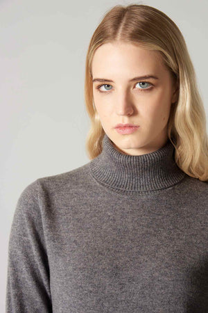 Dolcevita in Maglia Rasata in Puro Cashmere Derby