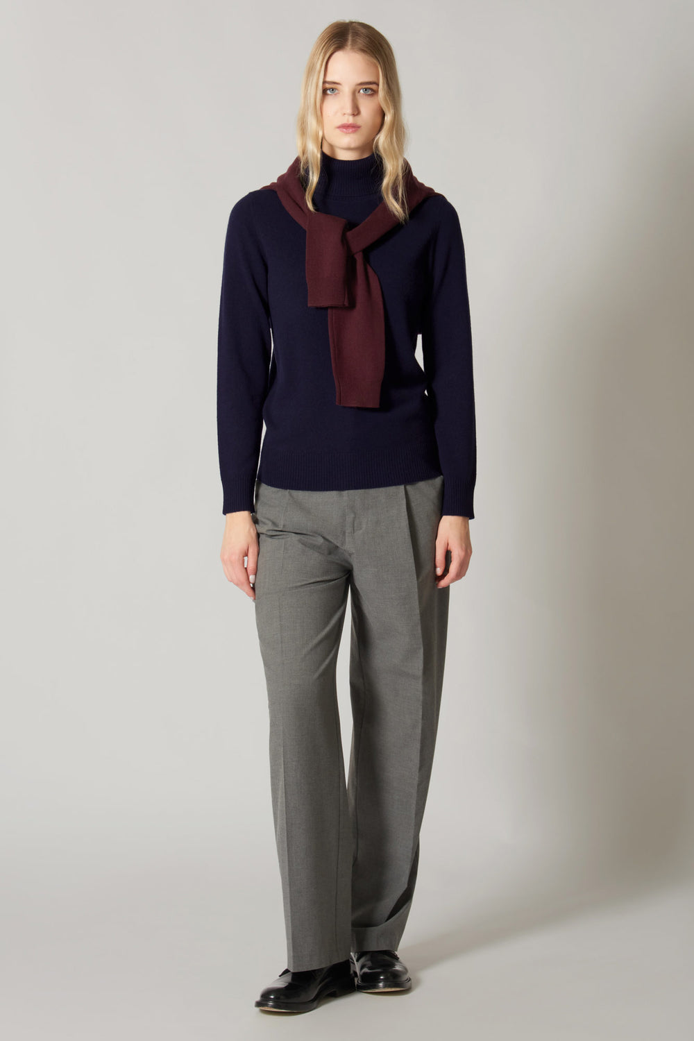 Dolcevita in Maglia Rasata in Puro Cashmere Notte