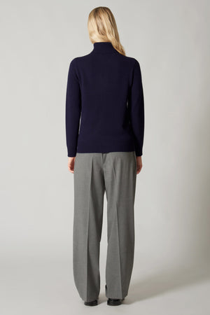 Dolcevita in Maglia Rasata in Puro Cashmere Notte