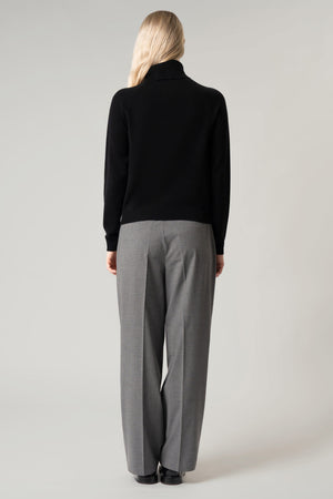 Dolcevita Manica Raglan in Puro Cashmere Nero