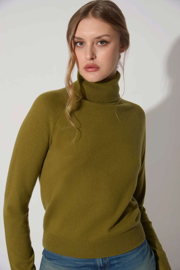 Olive Green Pure Cashmere Turtleneck Sweater with Raglan Sleeves