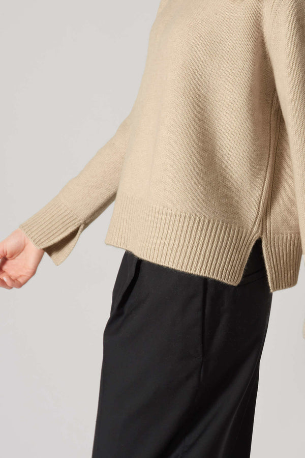 Maglia Lupetto Spacchi 8 Fili in Puro Cashmere Avena