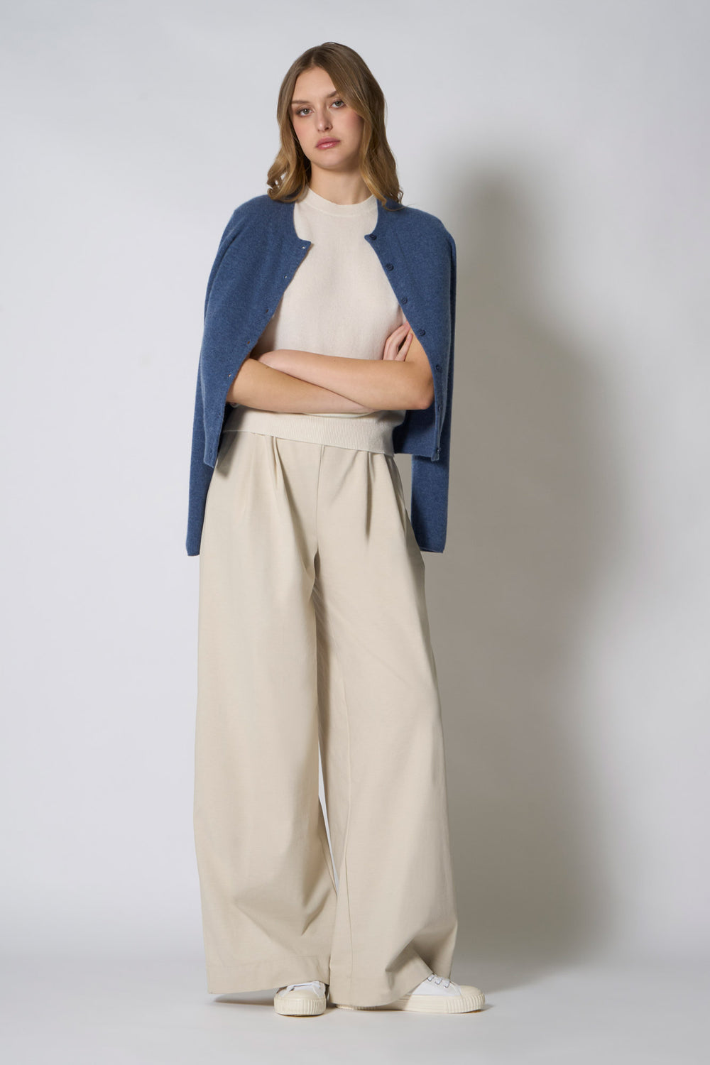 Cardigan Girocollo in Puro Cashmere Denim Scuro