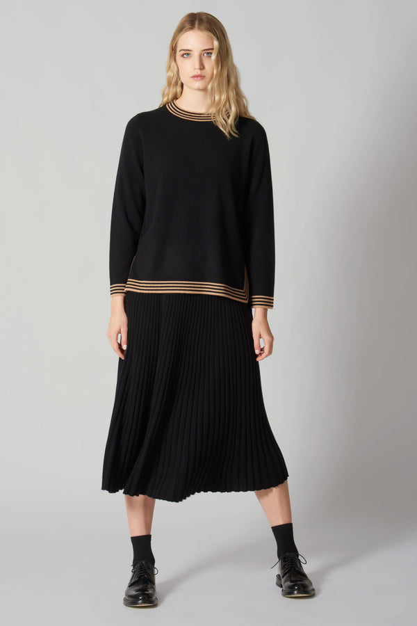 Maglia con Bordi a Righe in Puro Cashmere Nero-Cammello