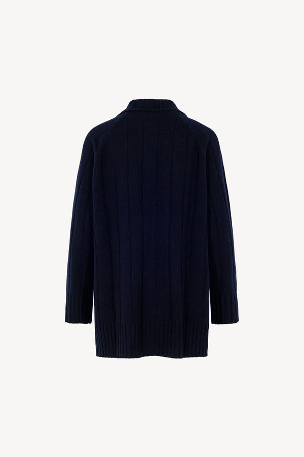Cardigan Over Costa Larga Puro Cashmere