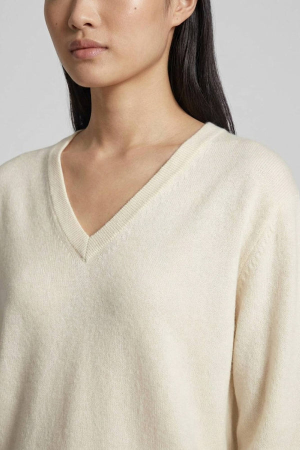 Ivory Pure Cashmere V-neck Pullover