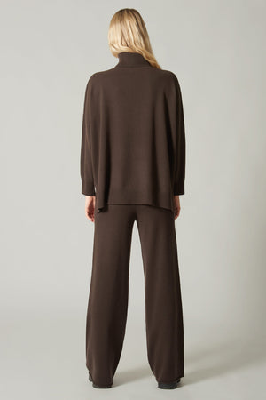 Dolcevita Over in Puro Cashmere Mocha