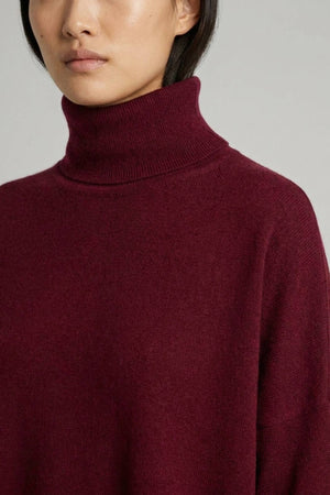 Dolcevita Over in Puro Cashmere Melograno
