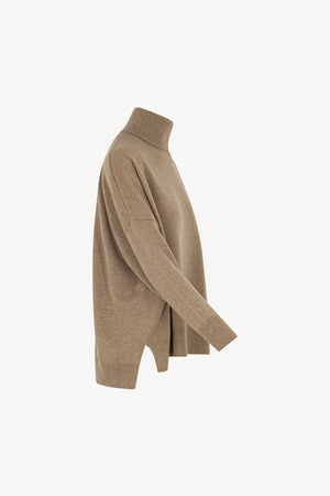 Dolcevita Over in Puro Cashmere Dune