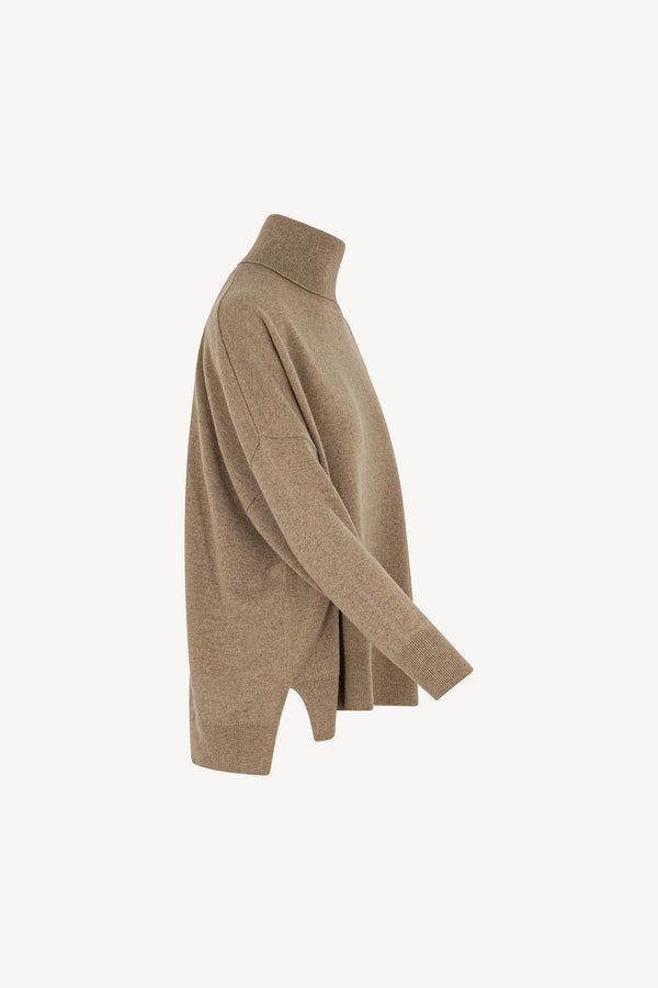 Dolcevita Over in Puro Cashmere Dune