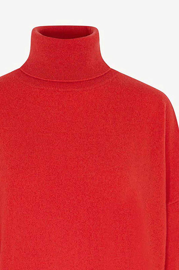 Dolcevita Over in Puro Cashmere Bitter