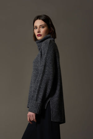 Maglia 8 fili con Collo ad Anello in Puro Cashmere Moulinè Notte