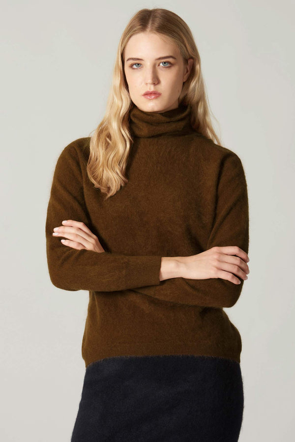 Maglia a Collo Alto in Puro Cashmere Spazzolato Terracotta