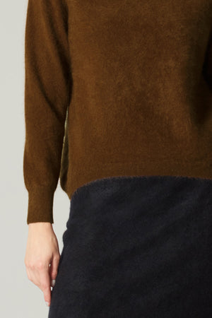 Maglia a Collo Alto in Puro Cashmere Spazzolato Terracotta