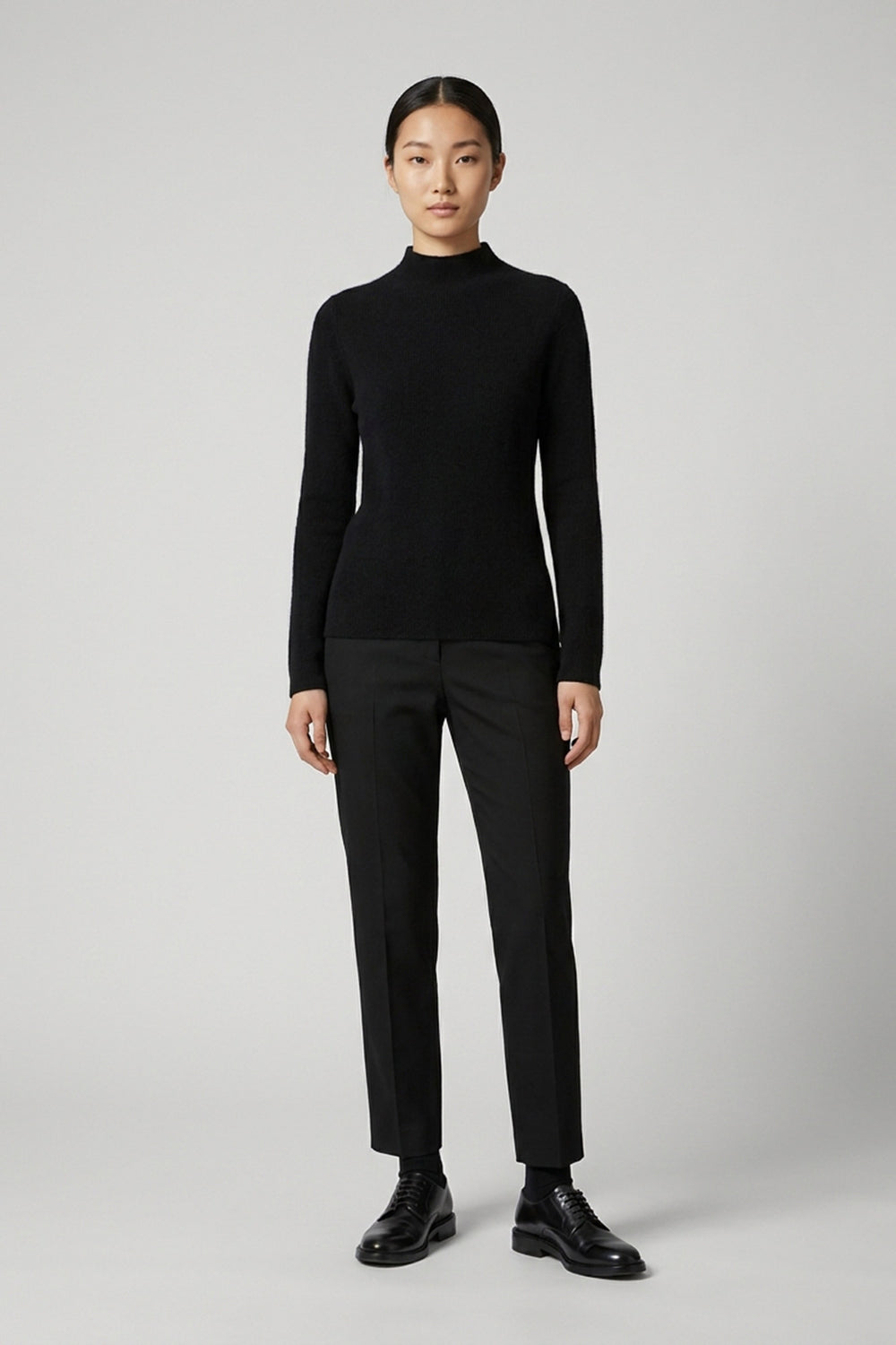 Maglia Lupetto a Costine in Puro Cashmere Nero