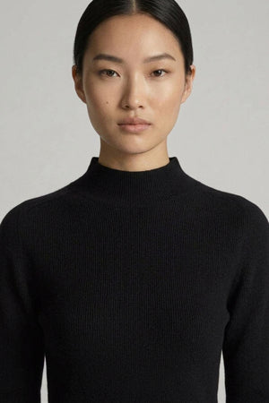 Maglia Lupetto a Costine in Puro Cashmere Nero