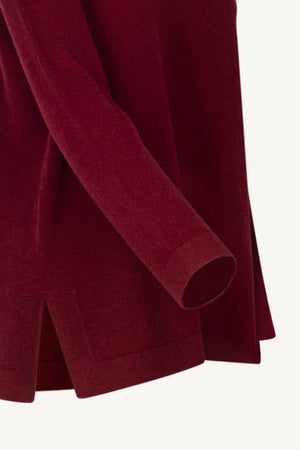 Dark Red Pure Cashmere Crew Neck Sweater with side Slits