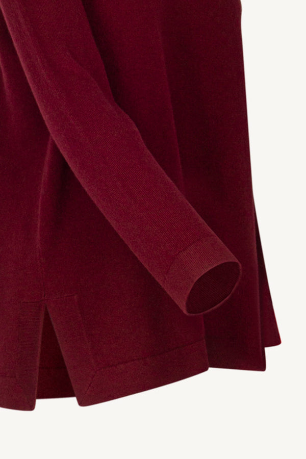 Dark Red Pure Cashmere Crew Neck Sweater with side Slits