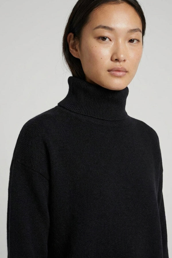 Black Pure Cashmere 4-Ply Turtleneck Sweater