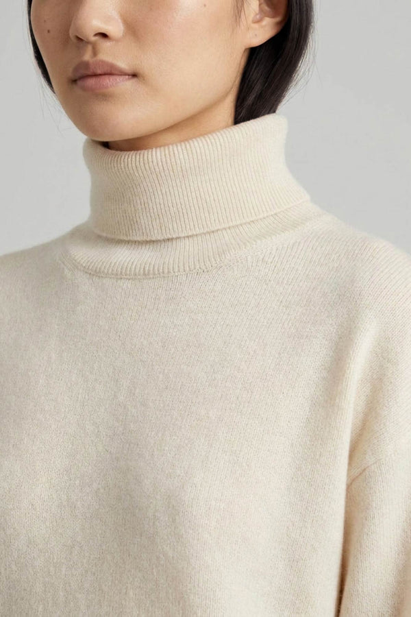 Ivory Pure Cashmere 4-Ply Turtleneck Sweater