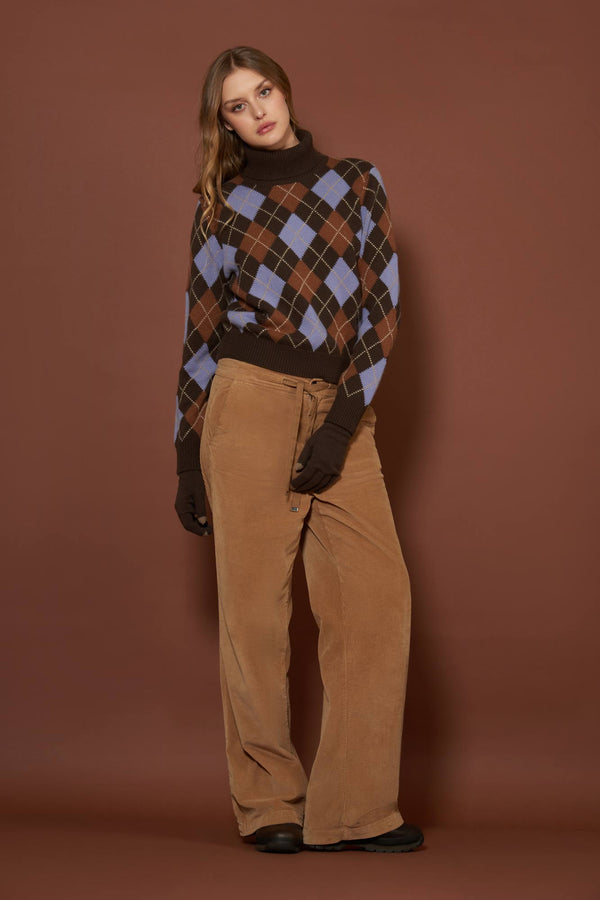 Mocha Pure Cashmere Turtleneck with Diamond Pattern