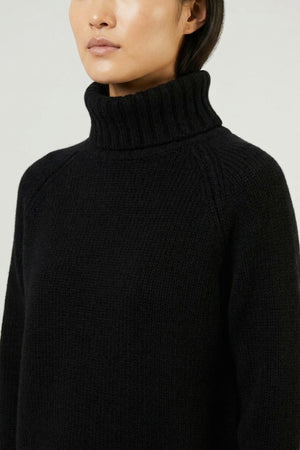 Dolcevita Manica Raglan 10 Fili in Puro Cashmere Nero