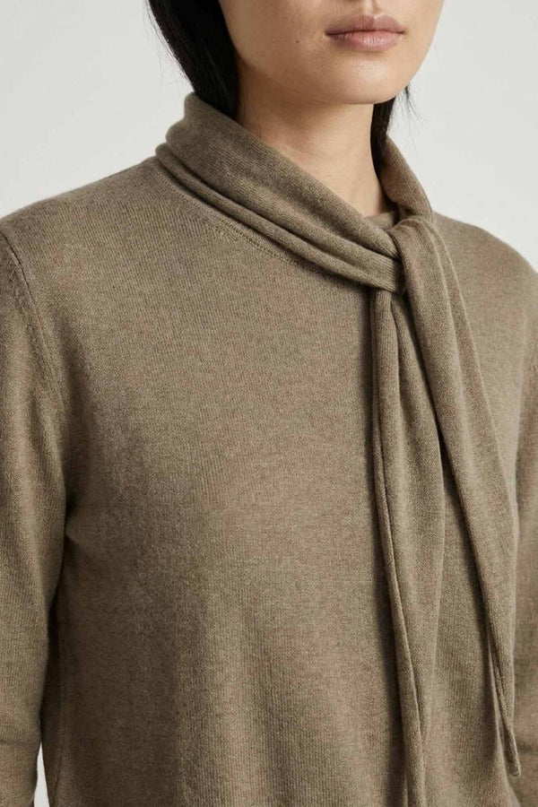 Maglia con Collo a Sciarpa in Seta Cashmere Sabbia