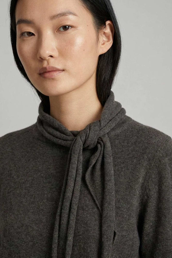 Maglia con Collo a Sciarpa in Seta Cashmere Antracite