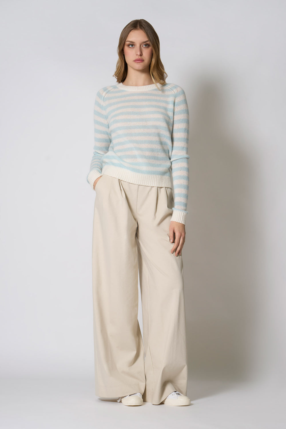 Maglia Girocollo a Righe in Puro Cashmere Acquamarina