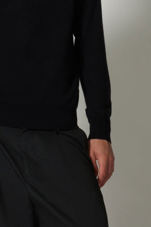 Maglia Girocollo in Puro Cashmere Nero