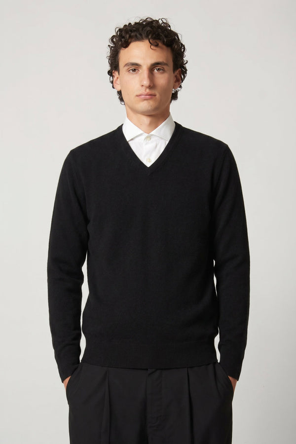 Black Pure Cashmere V-Neck Pullover