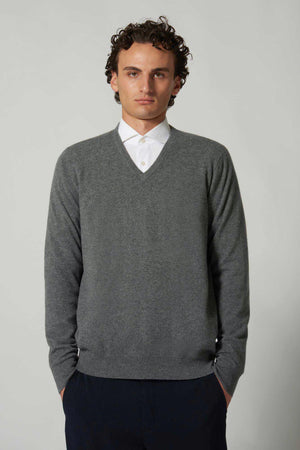 Medium Grey Pure Cashmere V-Neck Pullover