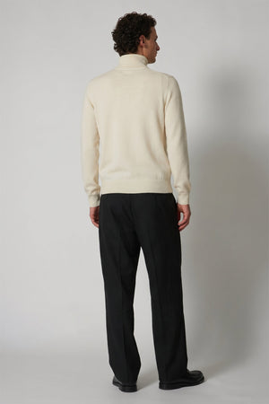 Ivory Pure Cashmere Turtleneck Pullover