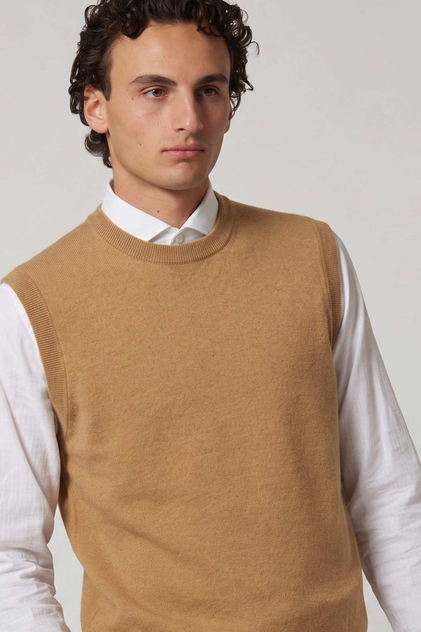Camel Pure Cashmere Crew Neck Vest