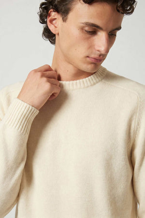 Ivory Pure Cashmere 4-Ply Round Neck Pullover