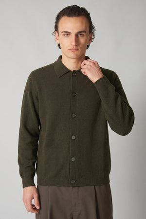 Cardigan collo a Camicia in Puro Cashmere Bosco